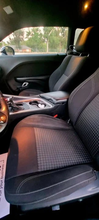 2015 Dodge Challenger 3rd Gen - Image 10 of 11