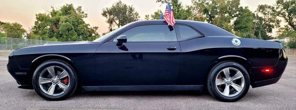 2015 Dodge Challenger 3rd Gen - Image 3 of 11
