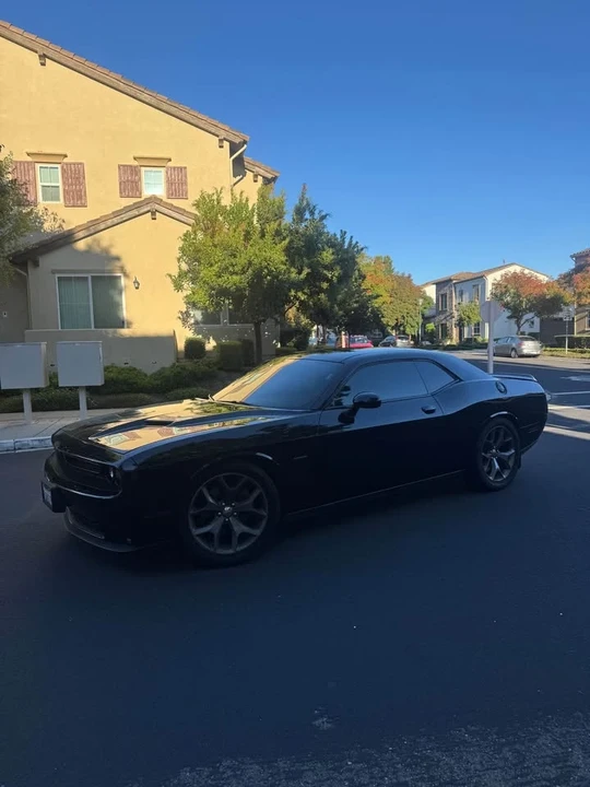 2015 Dodge Challenger 3rd Gen - Image 5 of 16