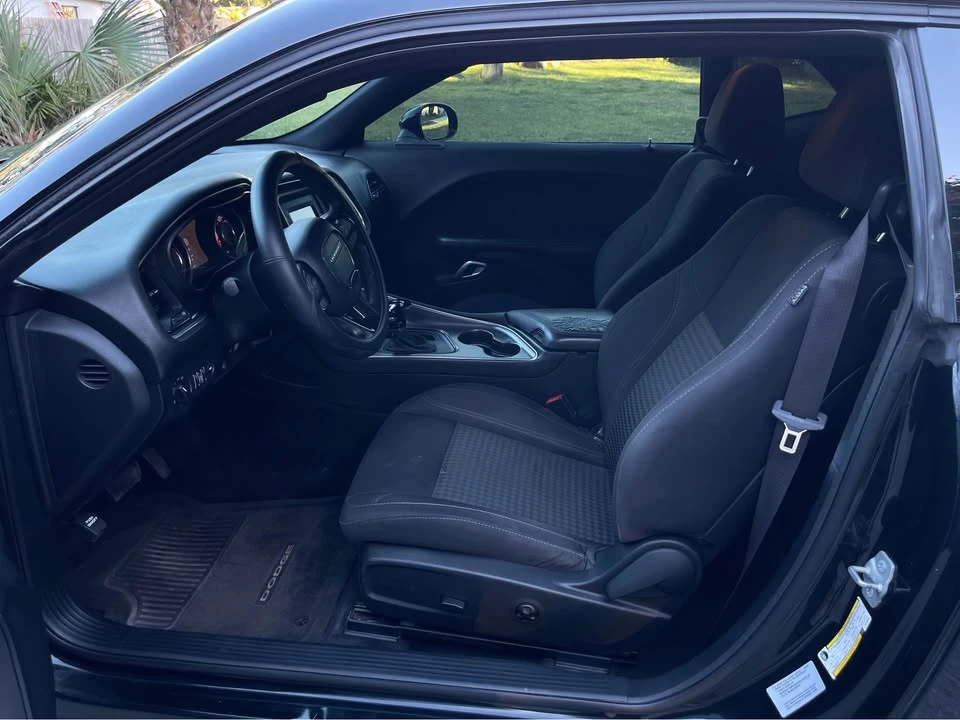 2015 Dodge Challenger 3rd Gen - Image 6 of 11