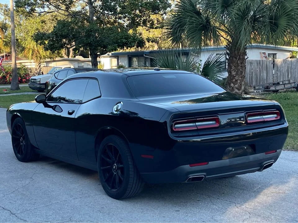 2015 Dodge Challenger 3rd Gen - Image 4 of 11