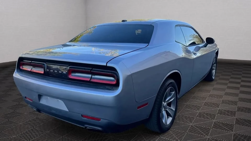 2015 Dodge Challenger 3rd Gen - Image 7 of 17