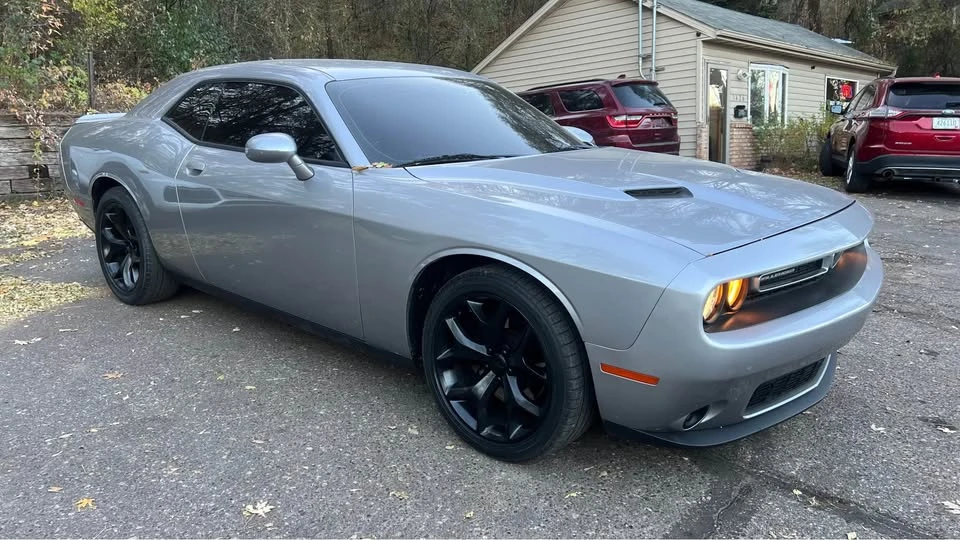 2015 Dodge Challenger 3rd Gen - Image 3 of 8
