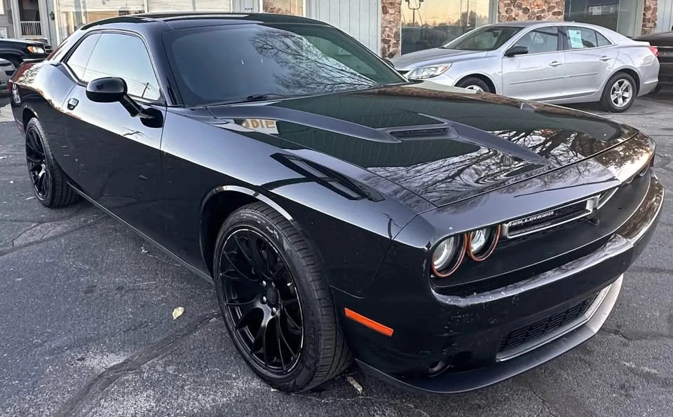 2015 Dodge Challenger 3rd Gen - Image 7 of 15