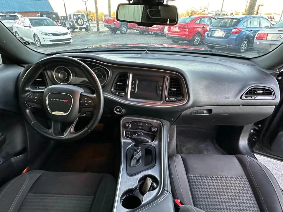 2015 Dodge Challenger 3rd Gen - Image 11 of 15
