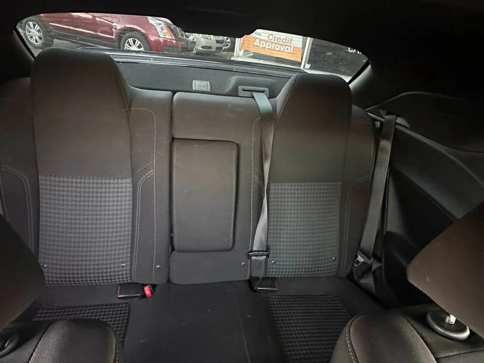2015 Dodge Challenger 3rd Gen - Image 14 of 15