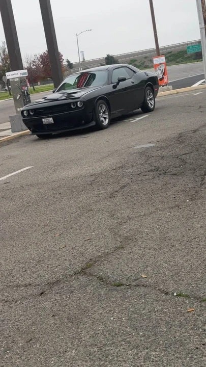 2015 Dodge Challenger 3rd Gen - Image 2 of 2
