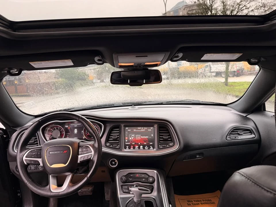 2015 Dodge Challenger 3rd Gen - Image 10 of 15