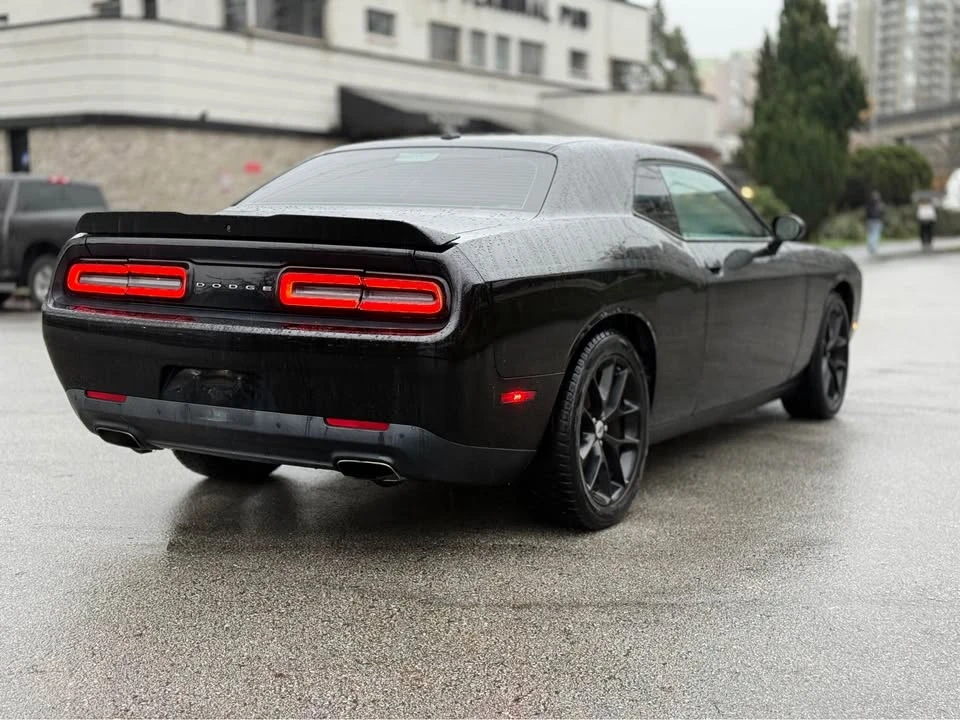 2015 Dodge Challenger 3rd Gen - Image 4 of 15