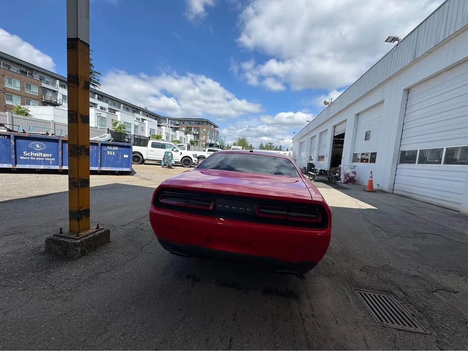 2015 Dodge Challenger 3rd Gen - Image 5 of 9