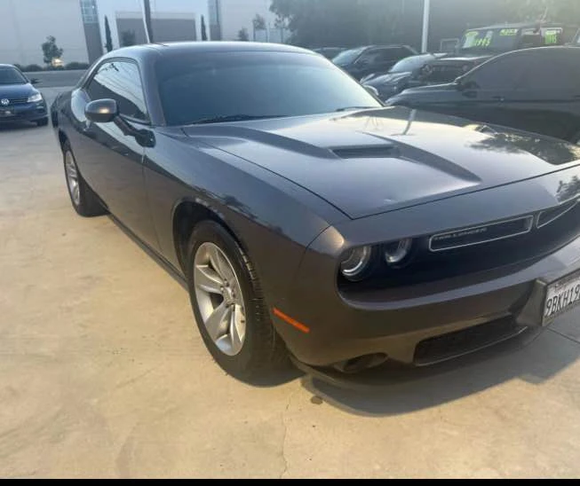2015 Dodge Challenger 3rd Gen - Image 2 of 10