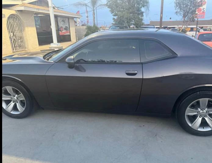 2015 Dodge Challenger 3rd Gen - Image 6 of 10
