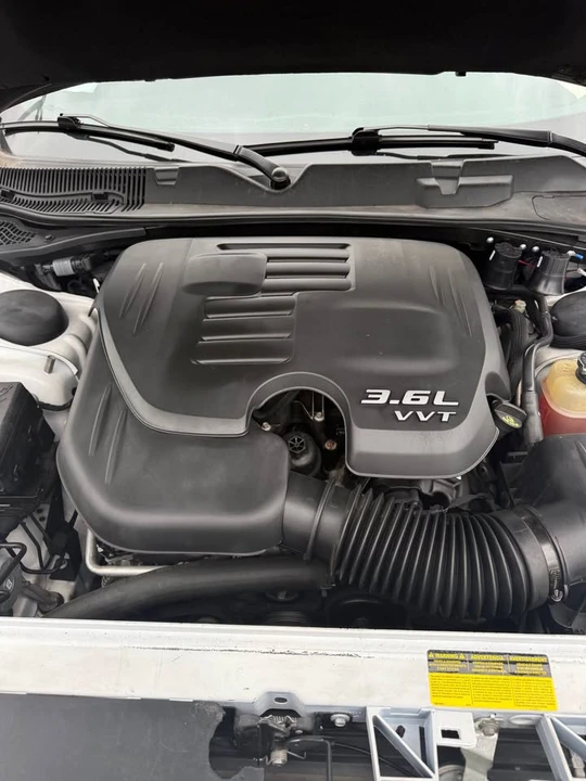2015 Dodge Challenger 3rd Gen - Image 16 of 18