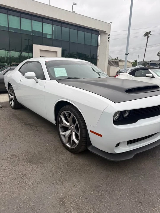2015 Dodge Challenger 3rd Gen - Image 4 of 18