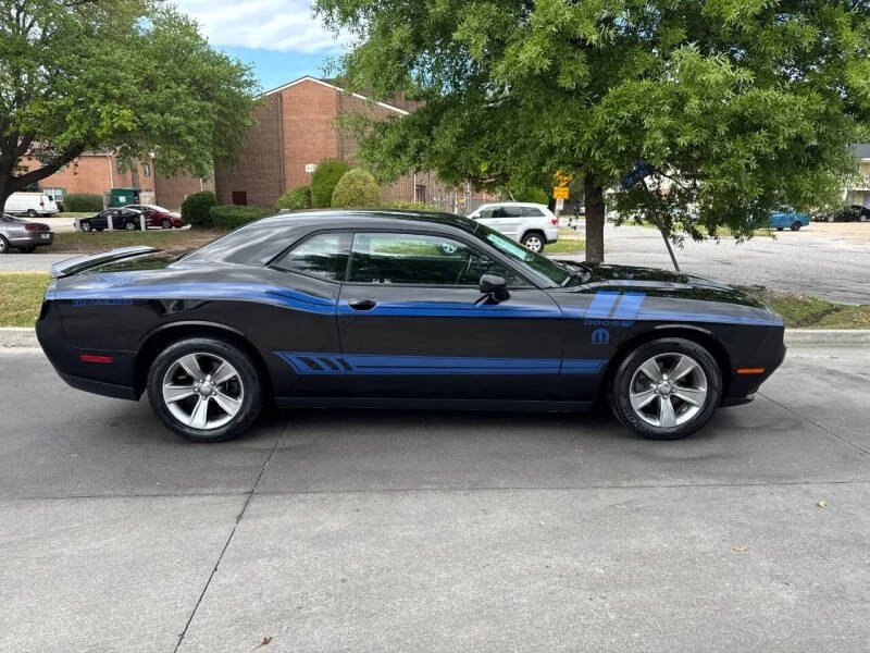 2015 Dodge Challenger 3rd Gen - Image 2 of 16