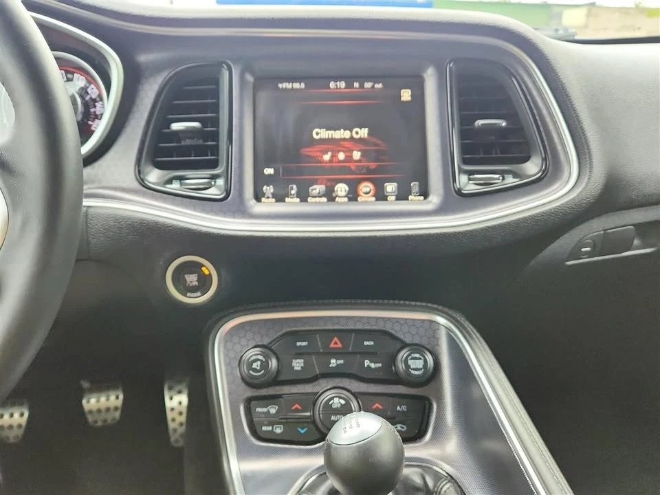 2015 Dodge Challenger 3rd Gen - Image 15 of 20