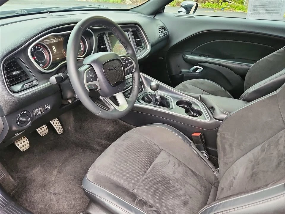 2015 Dodge Challenger 3rd Gen - Image 9 of 20