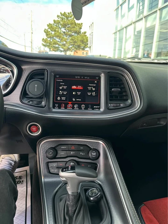 2015 Dodge Challenger 3rd Gen - Image 9 of 17