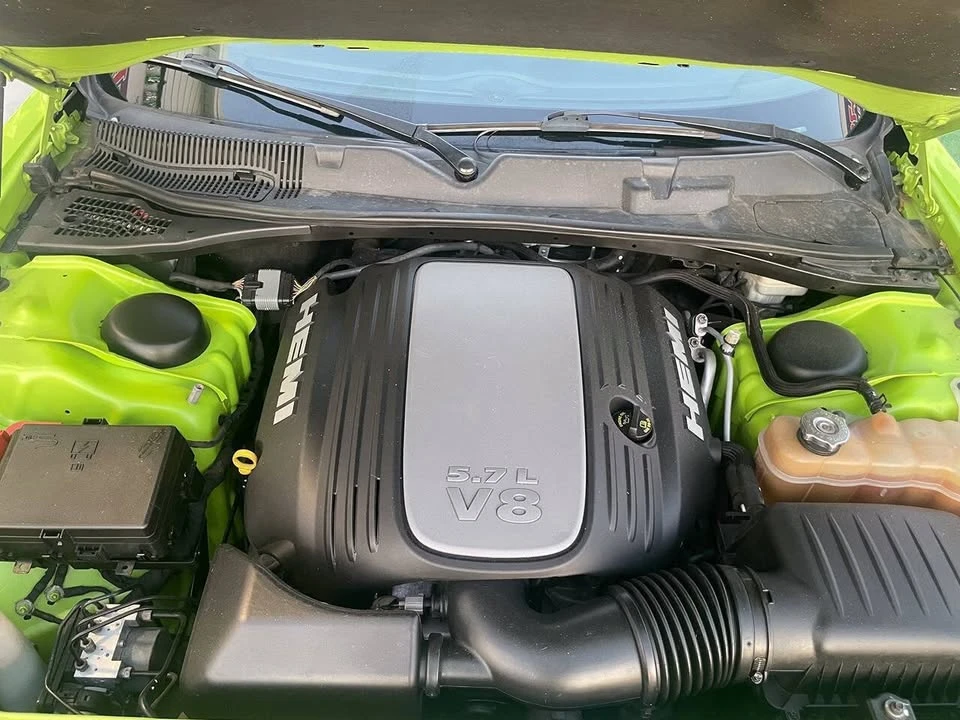 2015 Dodge Challenger 3rd Gen - Image 15 of 20