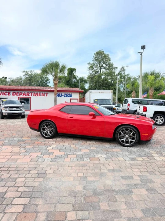 2015 Dodge Challenger 3rd Gen - Image 9 of 17