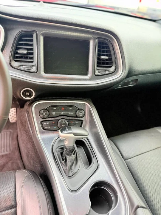 2015 Dodge Challenger 3rd Gen - Image 11 of 17