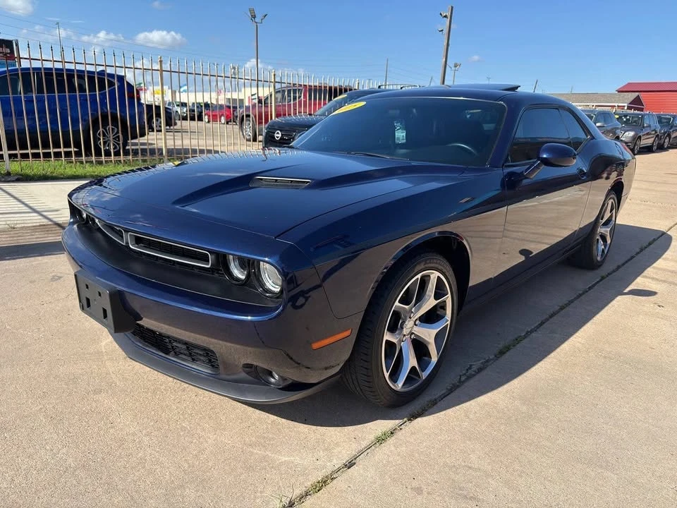 2015 Dodge Challenger 3rd Gen - Image 2 of 17