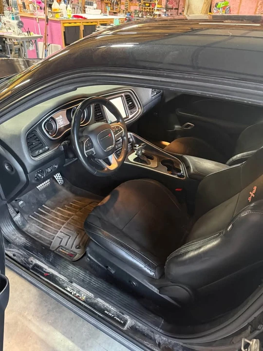 2015 Dodge Challenger 3rd Gen - Image 10 of 10