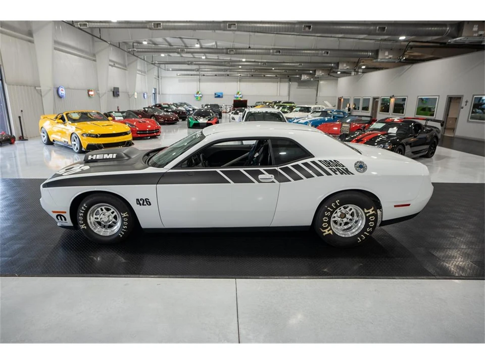 2015 Dodge Challenger 3rd Gen - Image 5 of 31