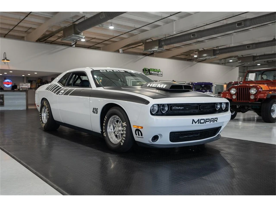 2015 Dodge Challenger 3rd Gen - Image 14 of 31