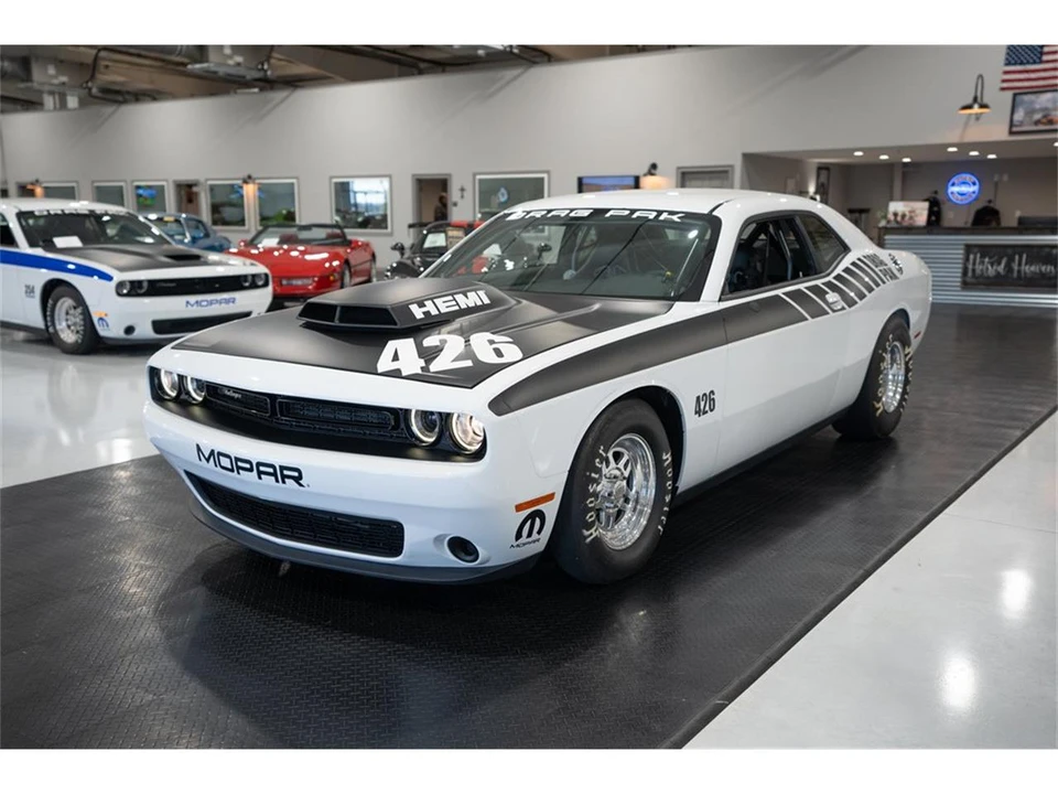 2015 Dodge Challenger 3rd Gen - Image 3 of 31