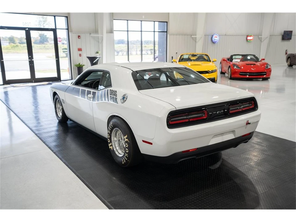 2015 Dodge Challenger 3rd Gen - Image 7 of 31