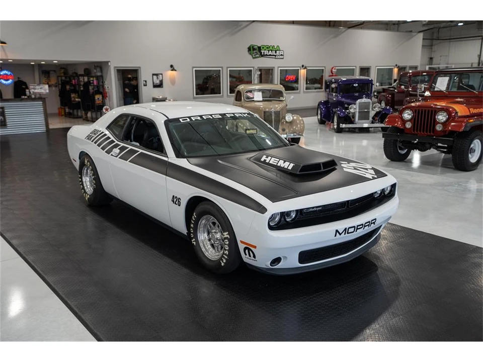 2015 Dodge Challenger 3rd Gen - Image 15 of 31