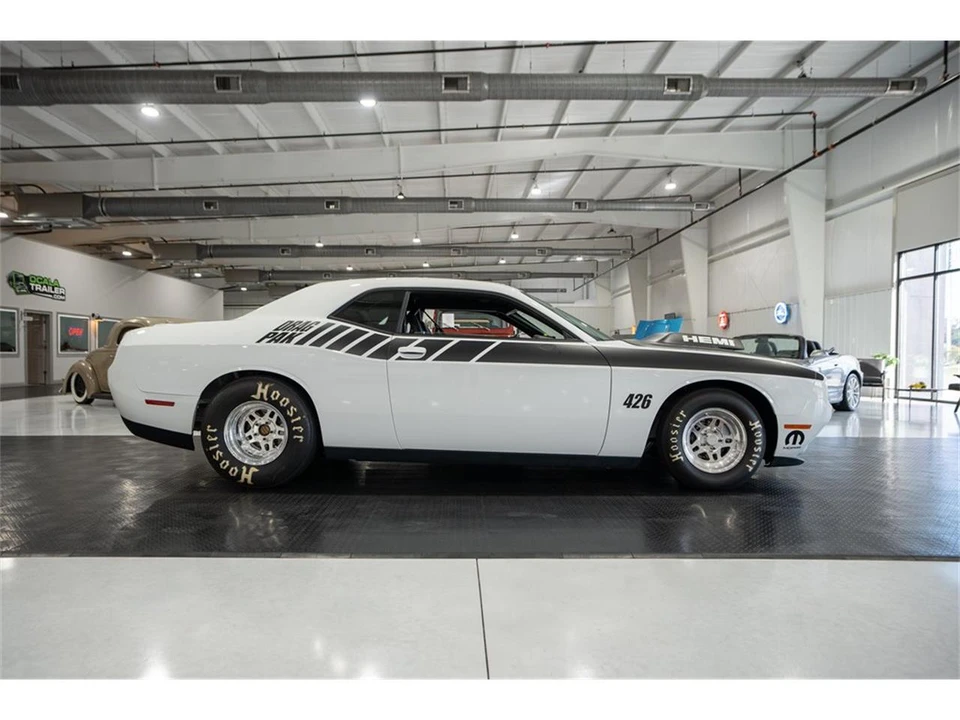 2015 Dodge Challenger 3rd Gen - Image 12 of 31