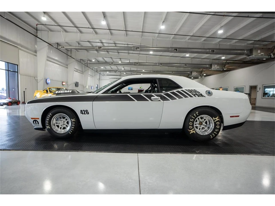 2015 Dodge Challenger 3rd Gen - Image 4 of 31