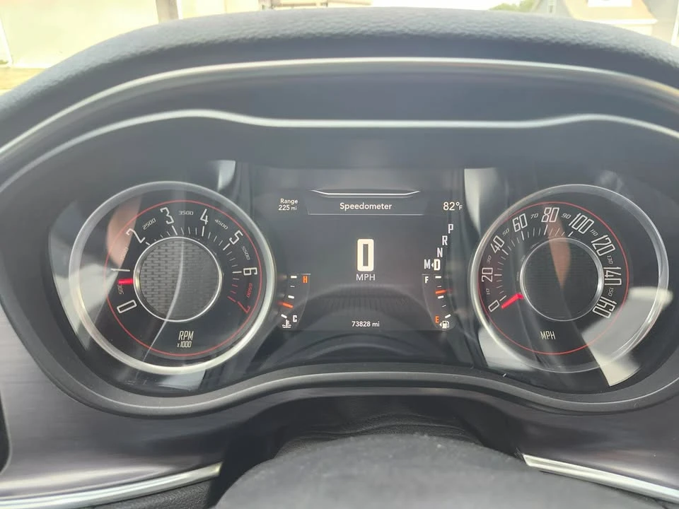 2015 Dodge Challenger 3rd Gen - Image 5 of 14