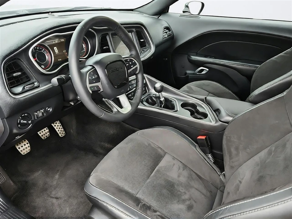 2015 Dodge Challenger 3rd Gen - Image 9 of 28