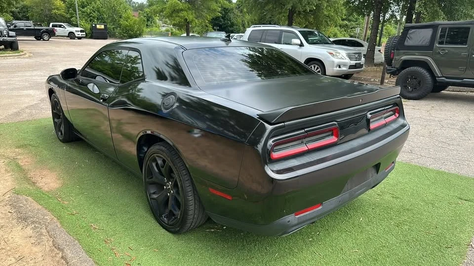 2015 Dodge Challenger 3rd Gen - Image 5 of 18