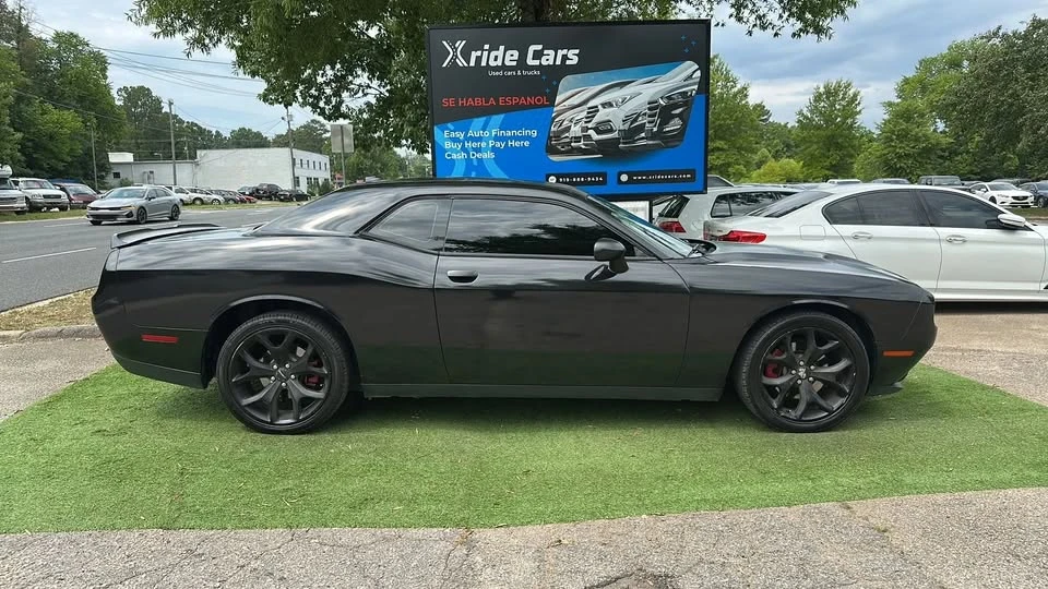 2015 Dodge Challenger 3rd Gen - Image 8 of 18