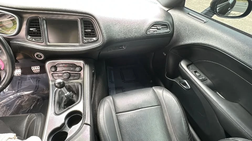 2015 Dodge Challenger 3rd Gen - Image 16 of 18