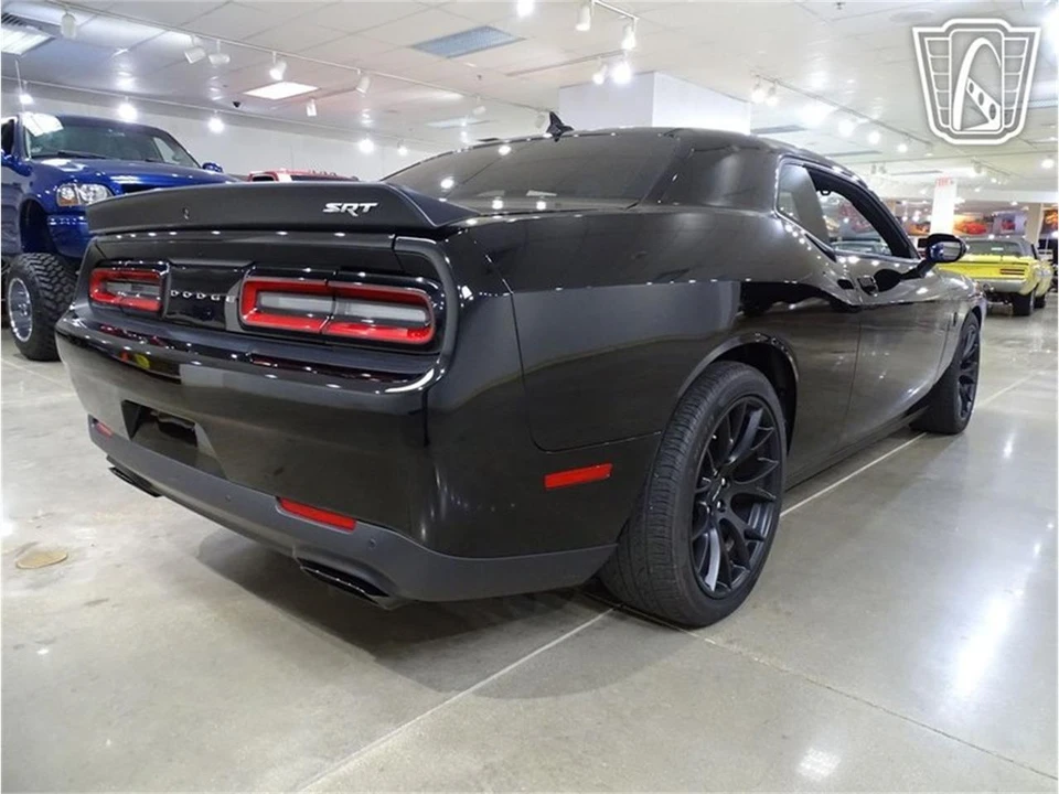 2015 Dodge Challenger 3rd Gen - Image 16 of 31