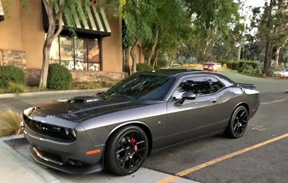 2015 Dodge Challenger Scat Pack Shaker