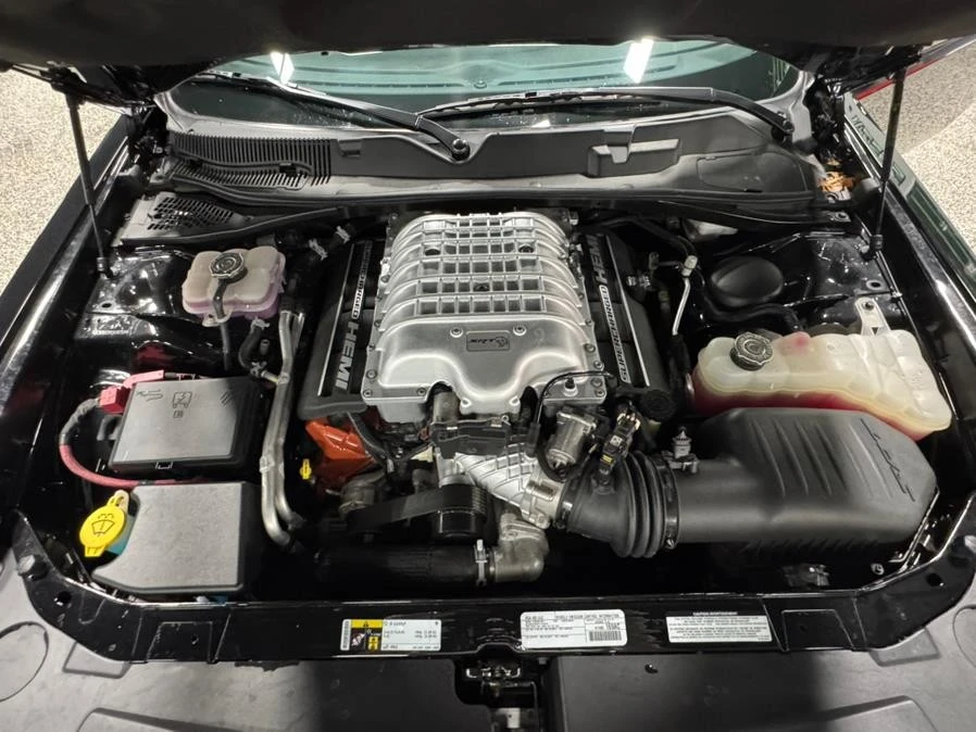 2015 Dodge Challenger SRT Hellcat 3rd Gen - Image 15 of 21