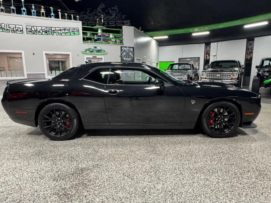 2015 Dodge Challenger SRT Hellcat 3rd Gen - Image 2 of 21