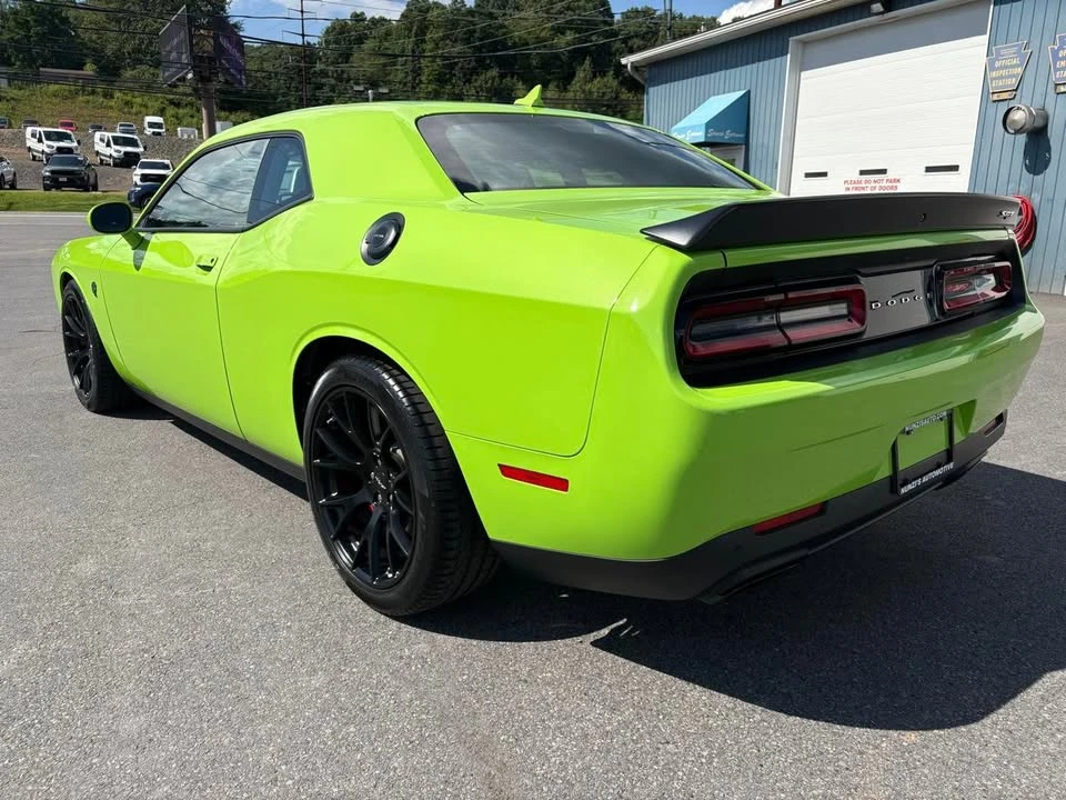 2015 Dodge Challenger SRT Hellcat 3rd Gen - Image 3 of 20