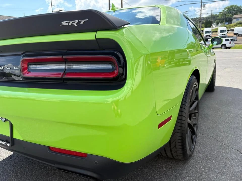 2015 Dodge Challenger SRT Hellcat 3rd Gen - Image 11 of 20