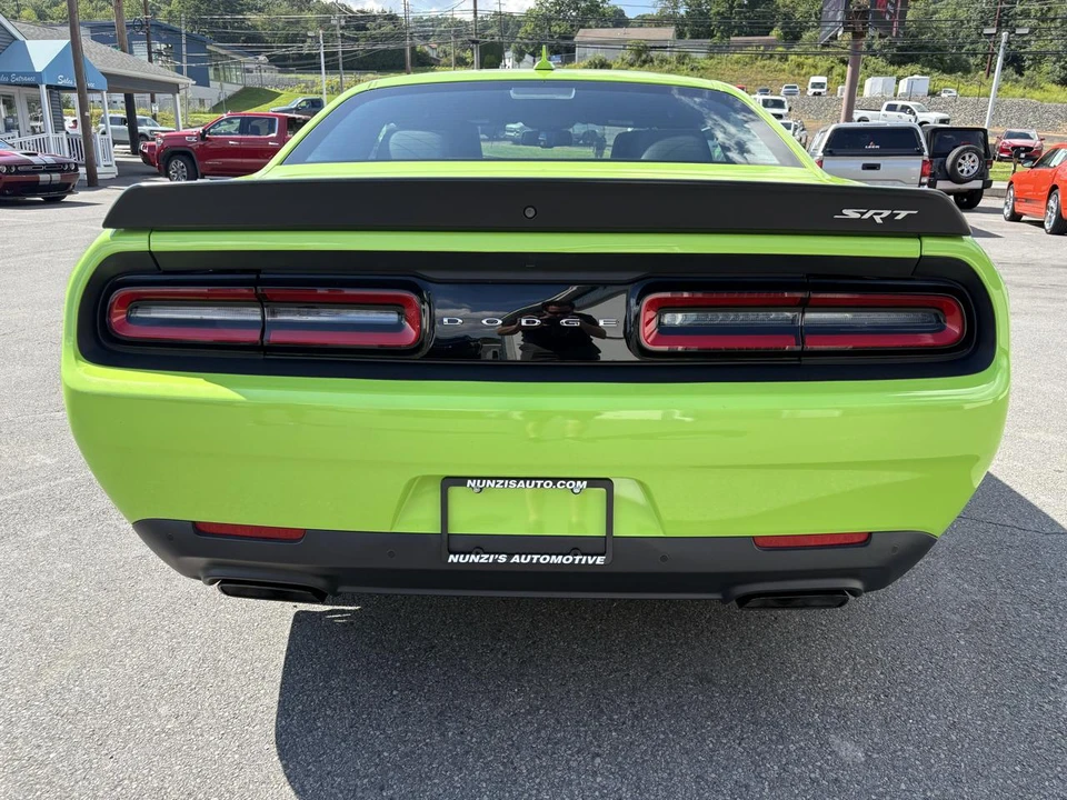 2015 Dodge Challenger SRT Hellcat 3rd Gen - Image 4 of 31