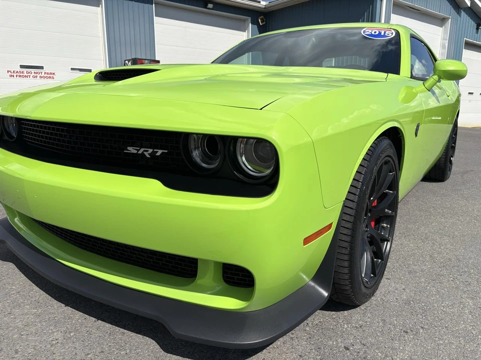 2015 Dodge Challenger SRT Hellcat 3rd Gen - Image 9 of 31