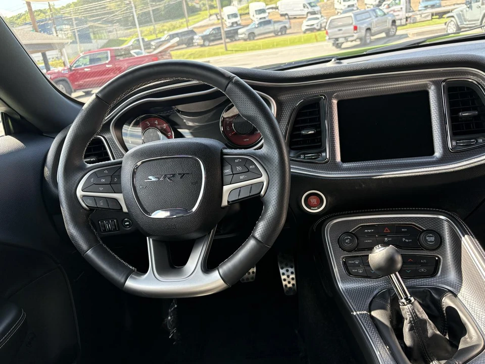 2015 Dodge Challenger SRT Hellcat 3rd Gen - Image 24 of 31