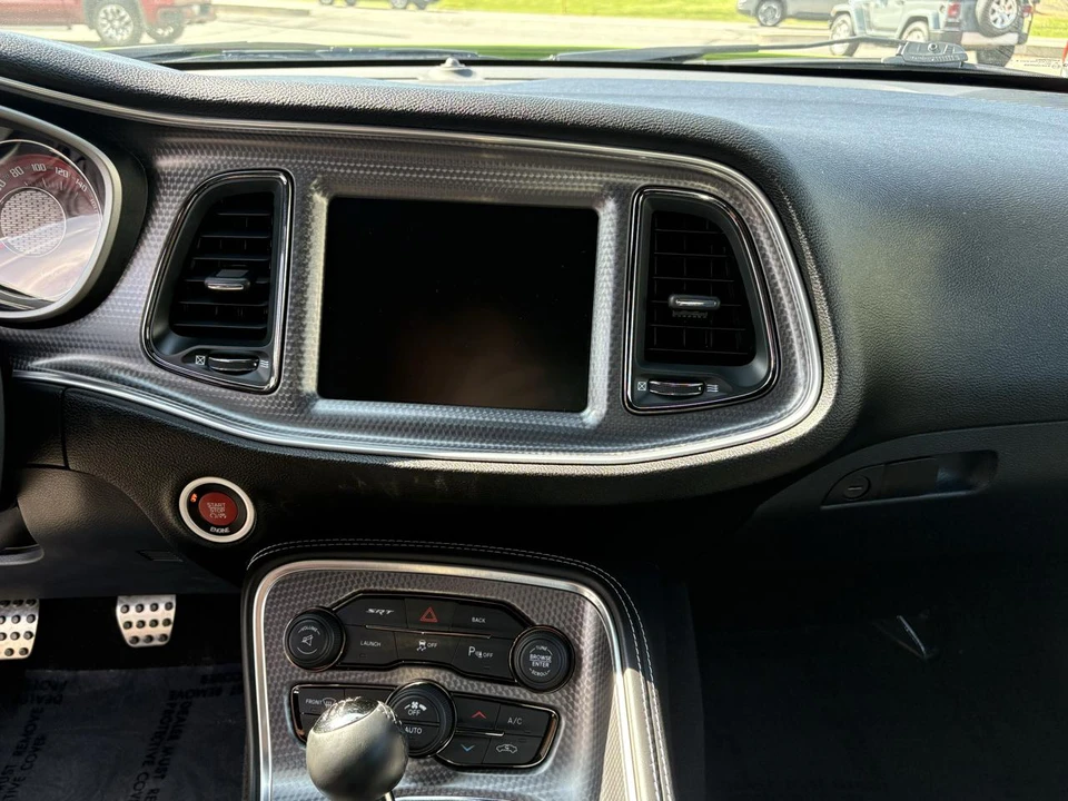 2015 Dodge Challenger SRT Hellcat 3rd Gen - Image 26 of 31