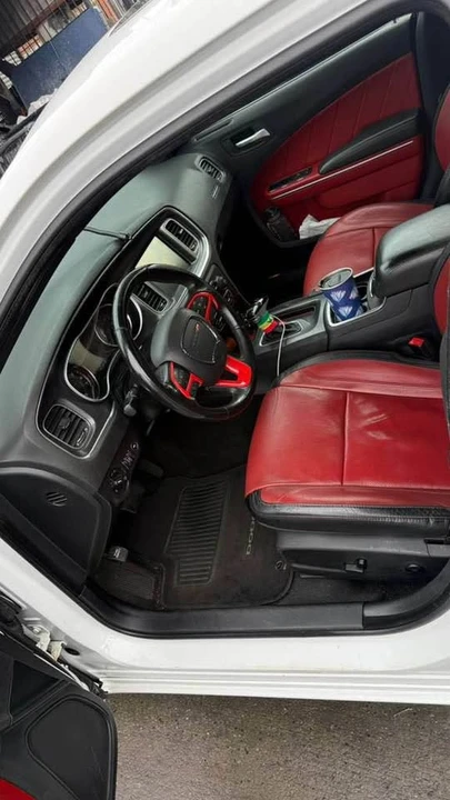 2015 Dodge Challenger 3rd Gen - Image 7 of 8